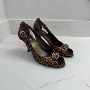 Vintage Stuart Weitzman Chatup Cashew Lacquered Leopard Print Peep Toe 3” Heels